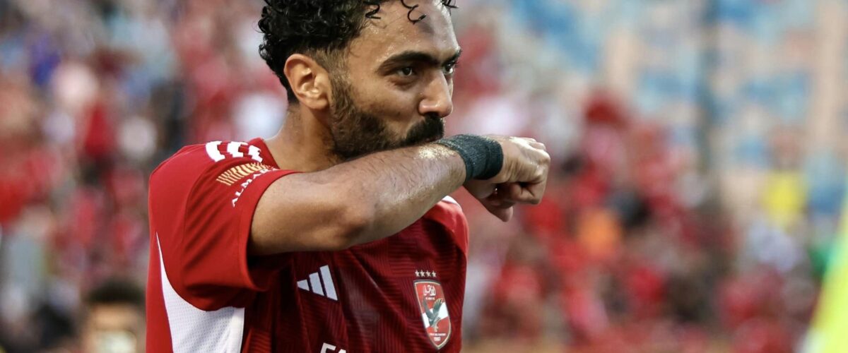"تفاصيل رحيل حسين الشحات المحتمل عن الأهلي بعد كأس العالم للأندية"