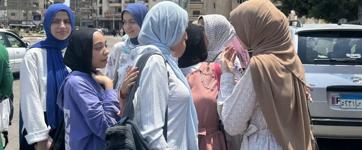 "أجواء خروج طلاب الثانوية العامة بعد أداء امتحان اللغة الأجنبية الأولى"