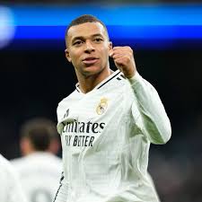 ريال مدريد يصدر بيانًا عاجلًا حول تدهور حالة مبابي الصحية