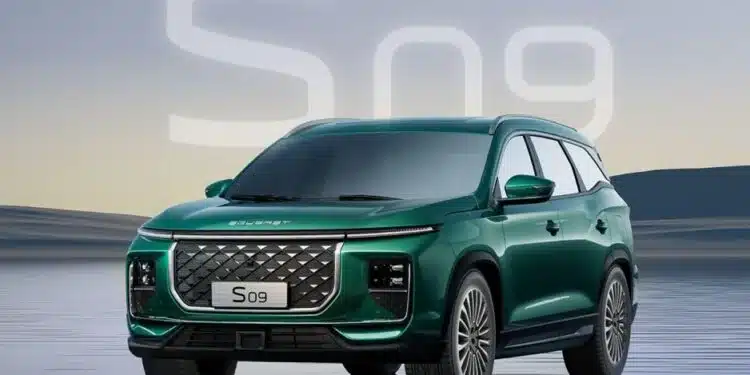 "النسخة الجديدة من Azimut SUV تعد بمزيد من الراحة والخيارات"