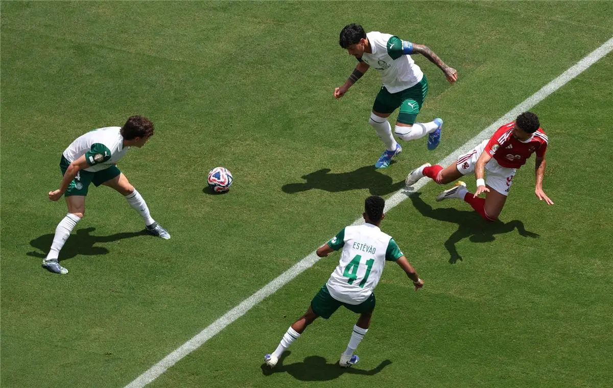 "خسارة الأهلي أمام بالميراس بثنائية نظيفة في كأس العالم للأندية 2025"