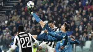 "كريستيانو رونالدو مسيرة مذهلة وإنجازات خالدة في الملاعب"