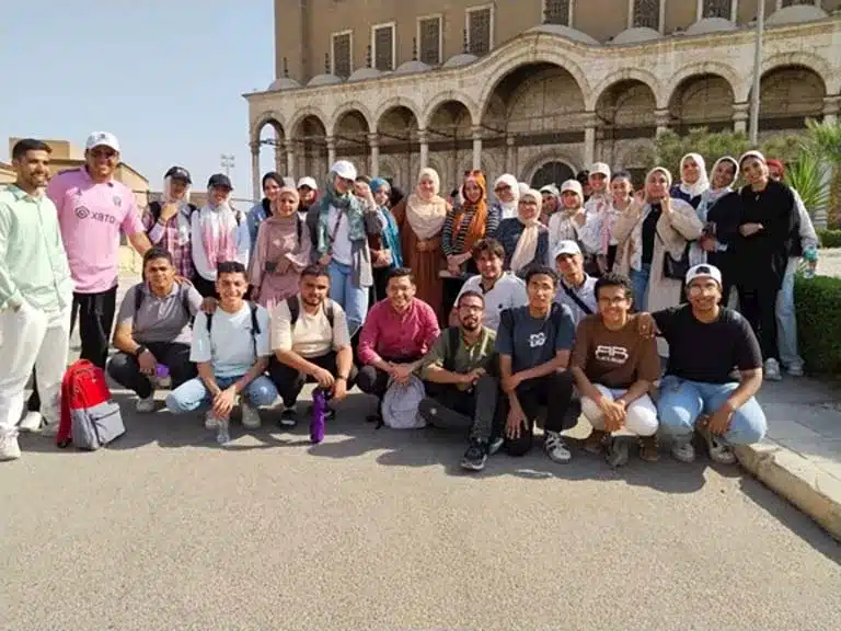 "طلاب الآثار يكتشفون معالم قلعة صلاح الدين"