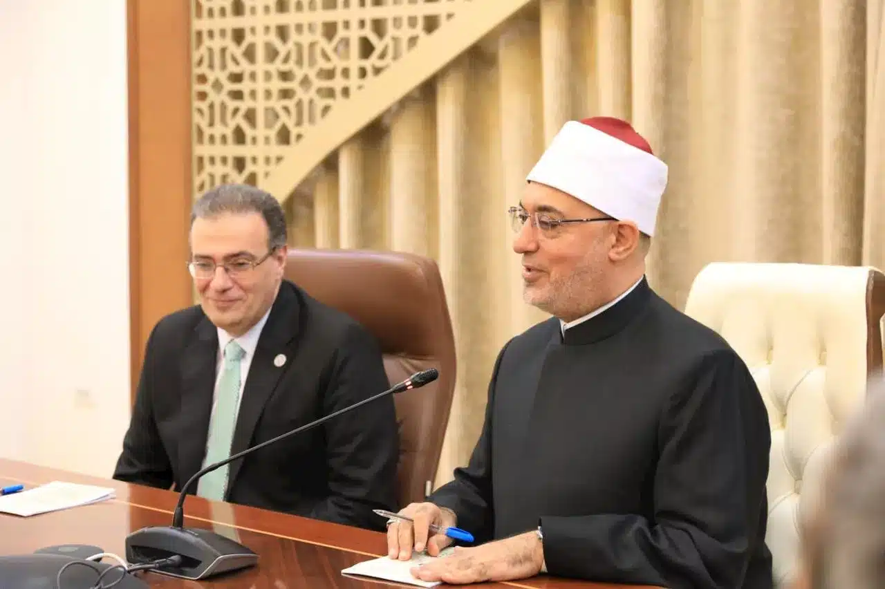 "تطوير خدمات دار الإفتاء المصرية"