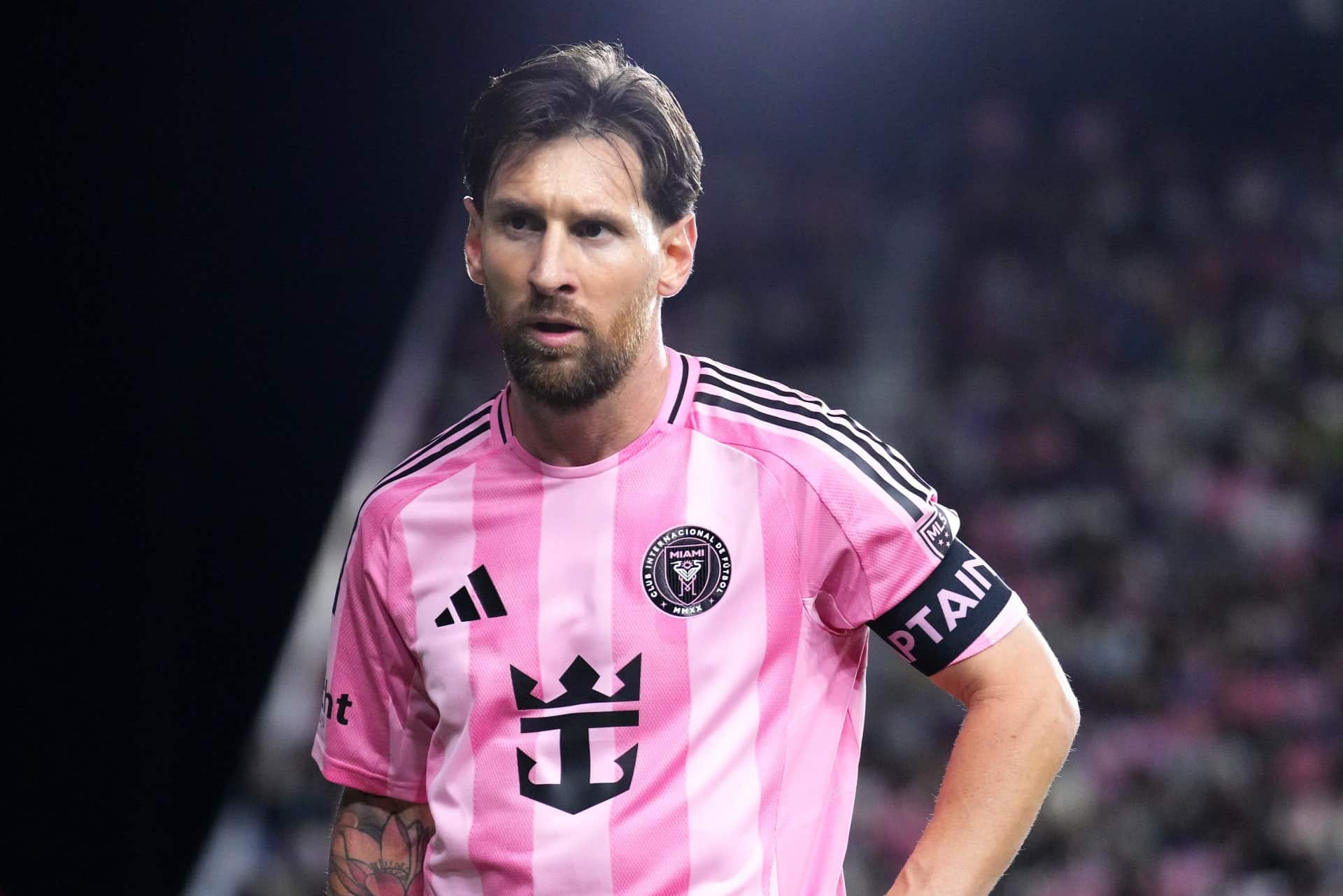 "ميسي يصنع التاريخ في الدوري الأمريكي"