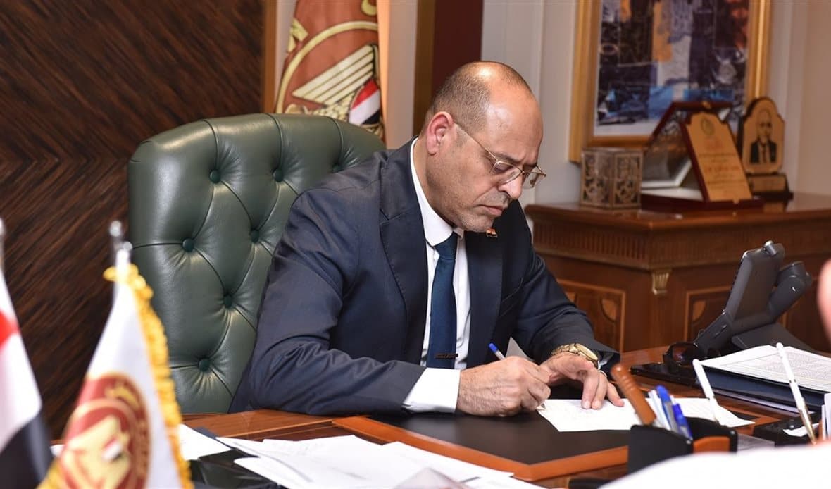 "وزير العمل يؤكد أولوية دمج ذوي الهمم في سوق العمل"