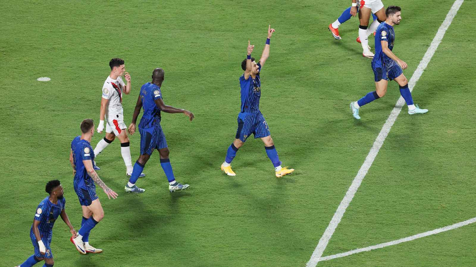 "جماهير الهلال تنتظر موعد مباراة ربع النهائي بفارغ الصبر"
