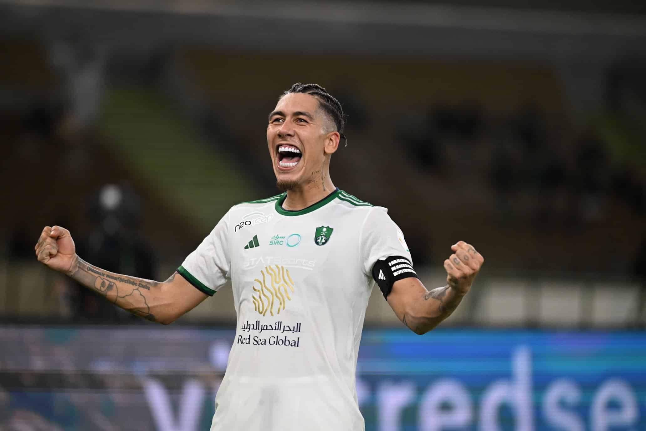 "احتفالات فيرمينو بلقب دوري أبطال آسيا للنخبة"