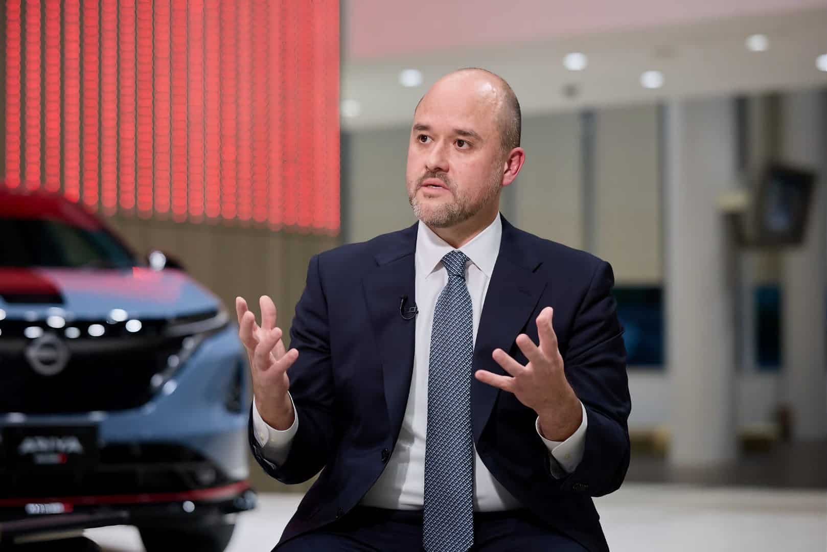 "الرئيس التنفيذي إيفان إسبينوزا يقود خطة إنقاذ نيسان"