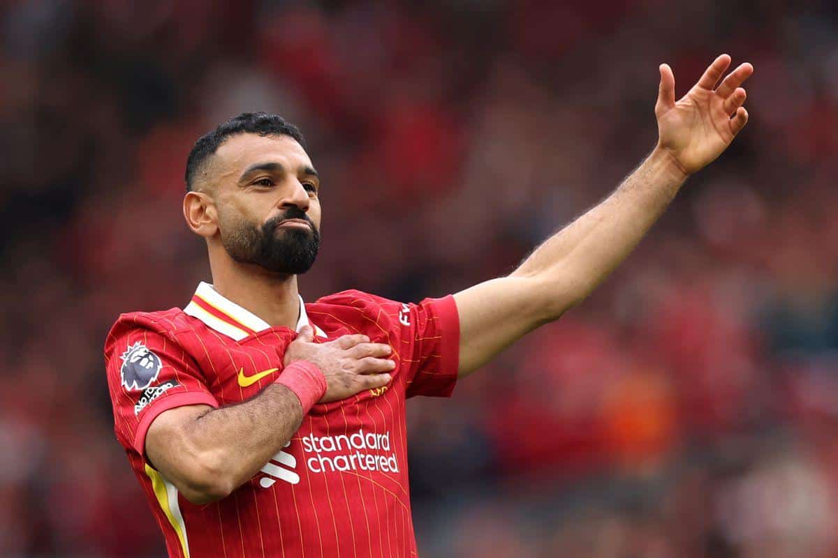 "محمد صلاح يحتفل بهدفه مع ليفربول"